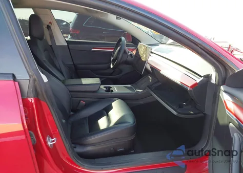 2022 Tesla Model 3 Performance Dual Motor All-Wheel Drive z USA, uszkodzony, nr VIN 5YJ3E1EC7NF104808